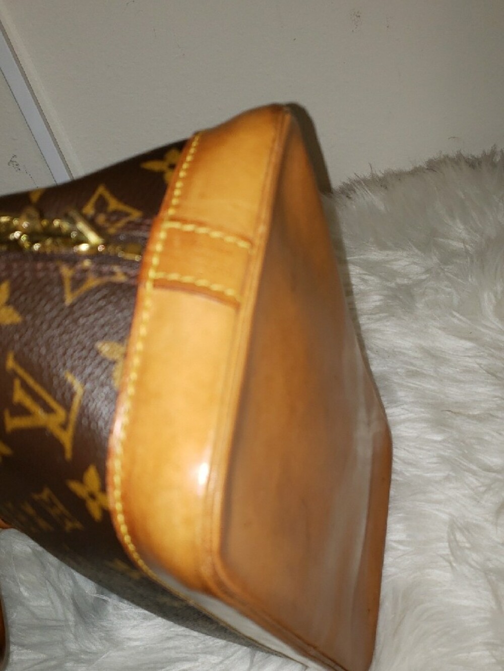 Louis Vuitton Monogram Canvas Alma Satchel in Brown and Tan - Picture 11 of 15